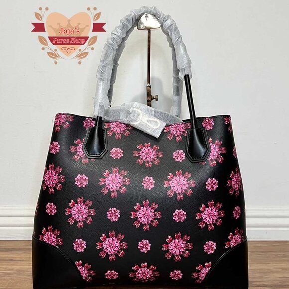 🌸Michael Kors 3 Compartment Coated Canvas Purse🌸 - Picture 3 of 17